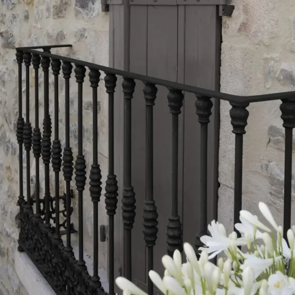Peinture fer V33 Couleurs d'ICI Noir profond